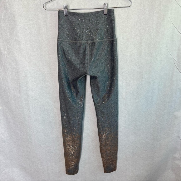 Beyond Yoga Alloy Ombré Leggings size XS - Picture 5 of 10